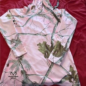 Realtree Women's Light Pink Camo Hoodie